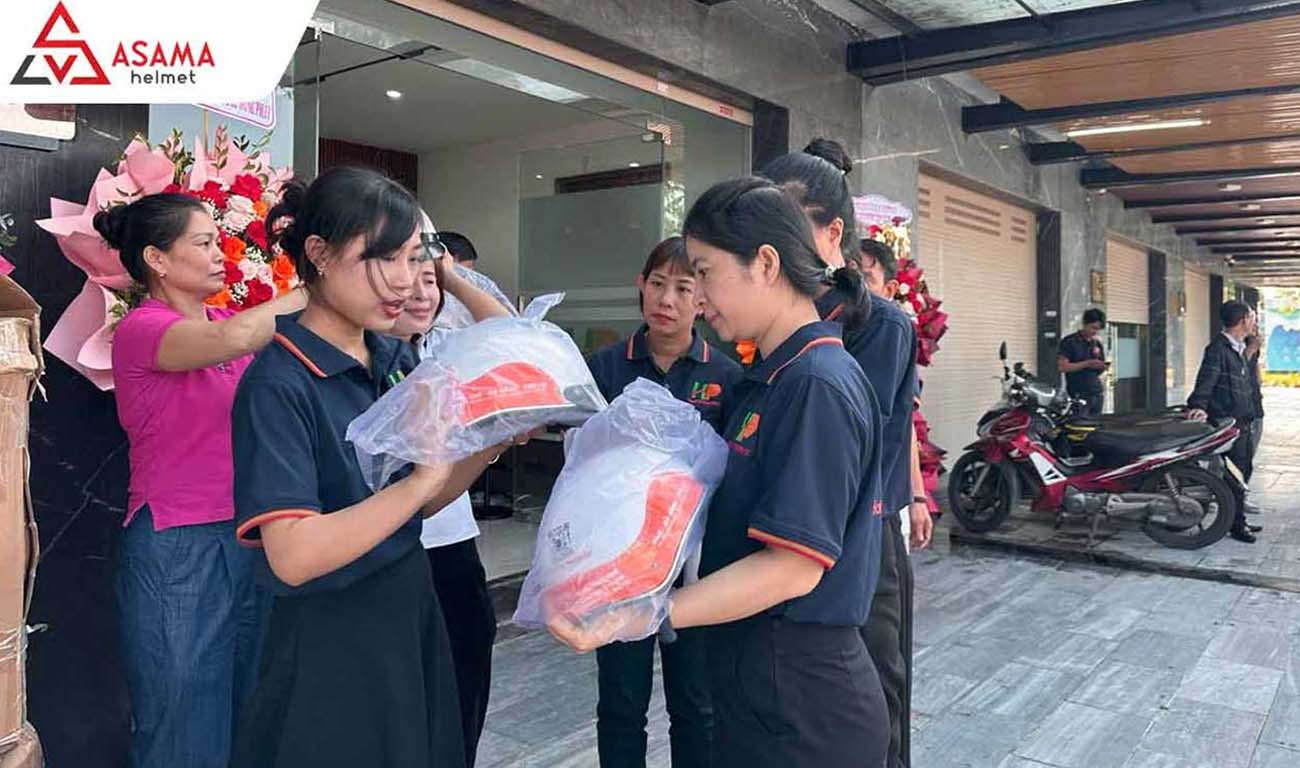 Mũ bảo hiểm có thể được sử dụng cho nhiều chương trình như khuyến mãi, quà tặng, tri ân,...