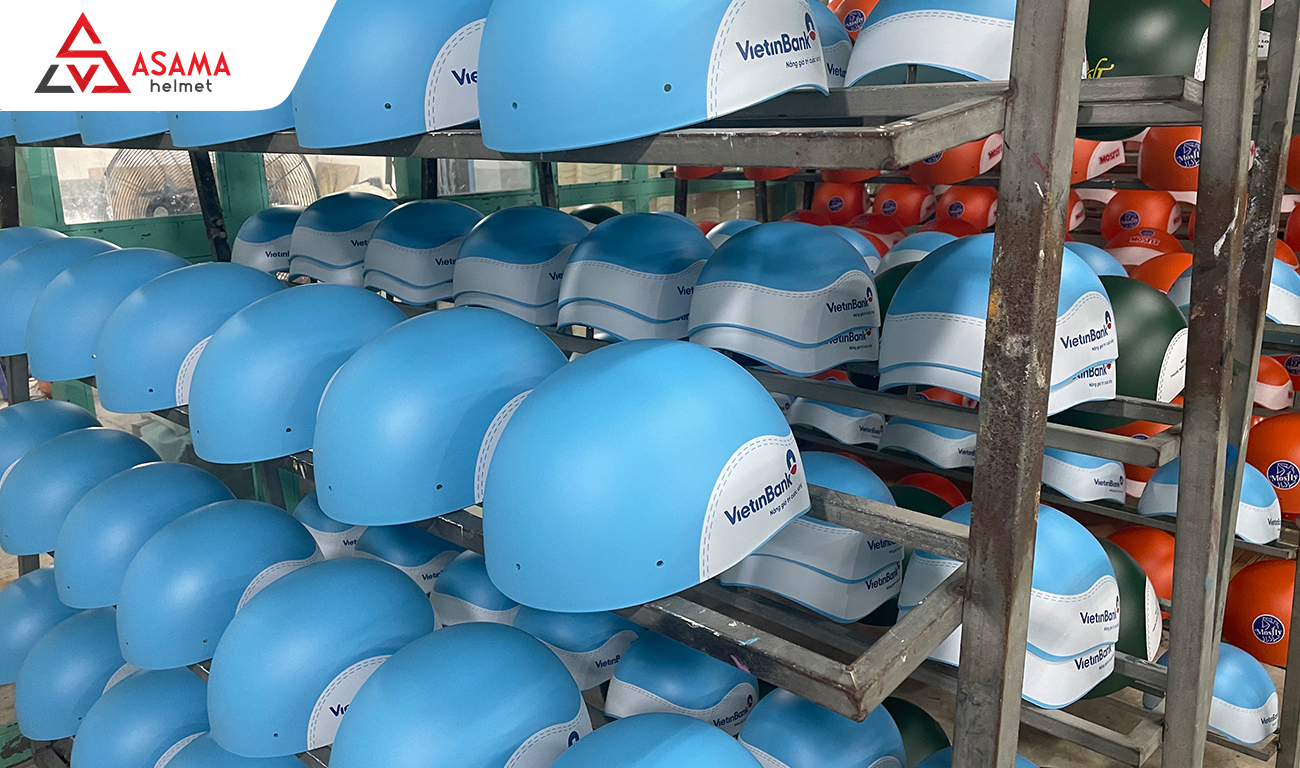 Nón bảo hiểm thiết kế cao cấp, chi phí phải chăng cho khách hàng