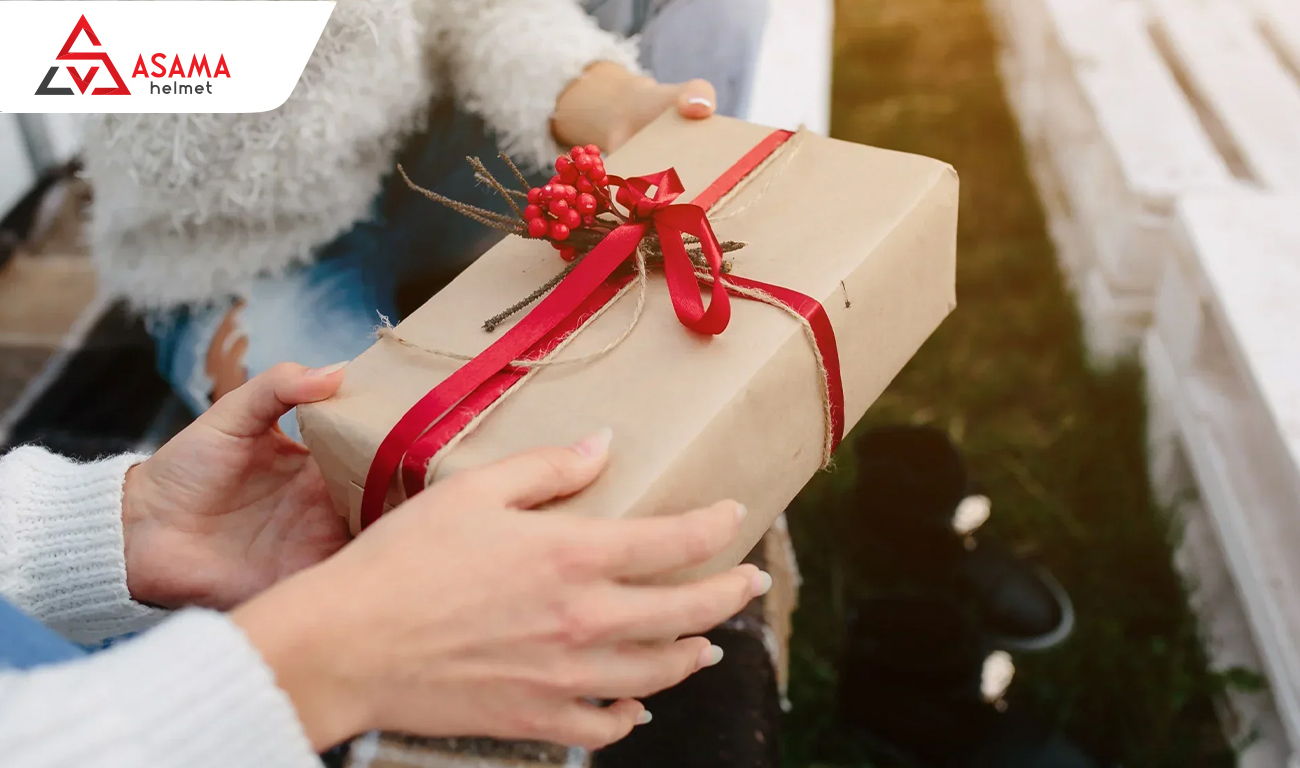 Chọn quà tặng bạn gái nữ theo ngân sách khác nhau