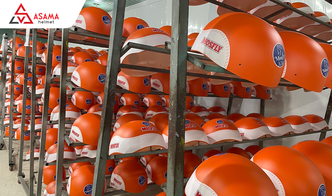 Công ty sản xuất nón bảo hiểm in logo ở Long An giá xưởng rẻ nhất