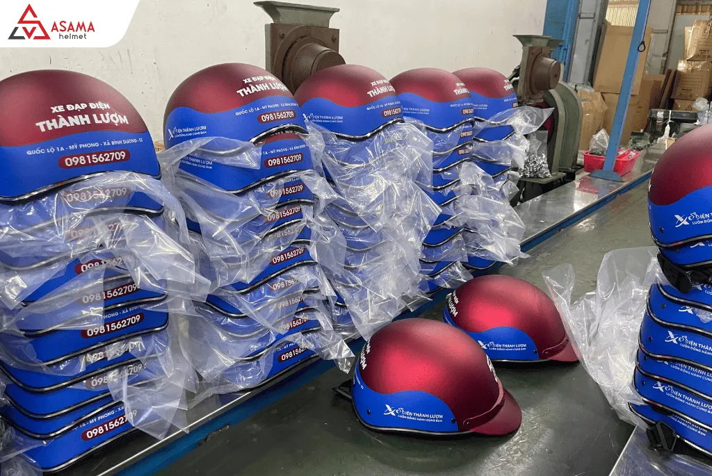Đặt nón bảo hiểm in logo khu vực Quận 1 cũ giao nhanh tại HCM