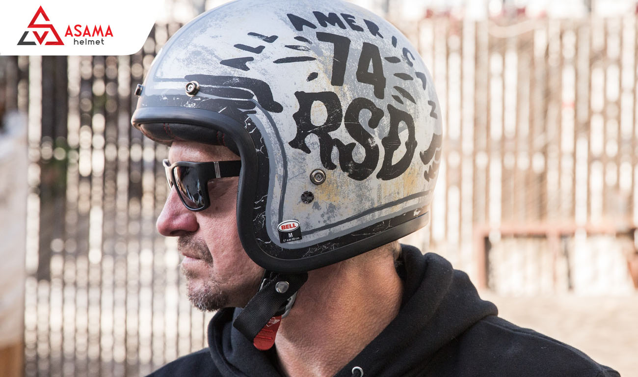 Decor mũ bảo hiểm bằng những nét vẽ nghệ thuật tinh tế