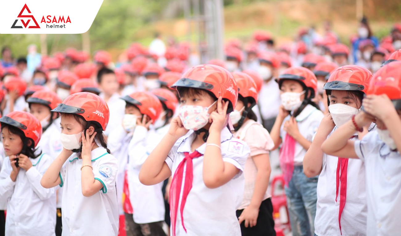 Đội mũ giúp bảo vệ khỏi nguy cơ chấn thương khi xảy ra va chạm