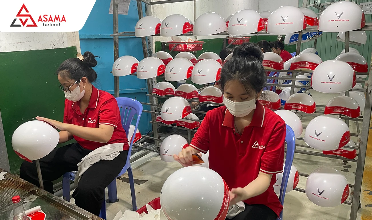 ASAMA trưc tiếp sản xuất mũ bảo hiểm in logo theo yêu cầu