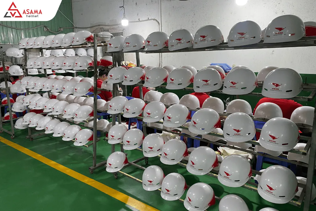 Đặt in logo thương hiệu trên kiểu mũ cá heo nửa đầu