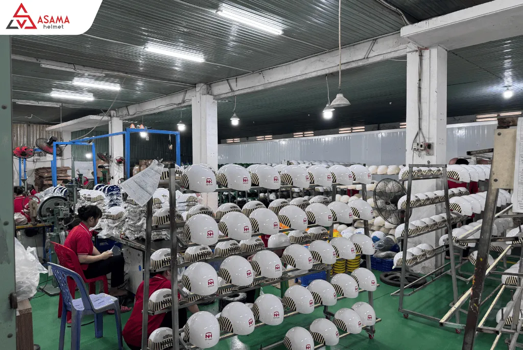 Đặt mũ quà tặng cao cấp cho khách hàng tại Hồ Chí Minh
