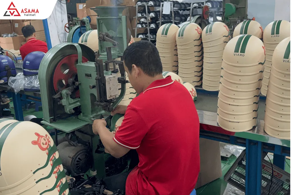 Xưởng sản xuất mũ bảo hiểm TPHCM uy tín
