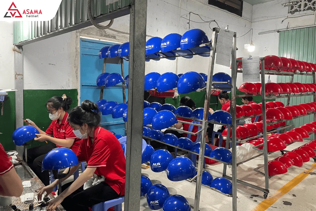 ASAMA sản xuất nón bảo hiểm theo yêu cầu cho khách hàng ở Hải Phòng