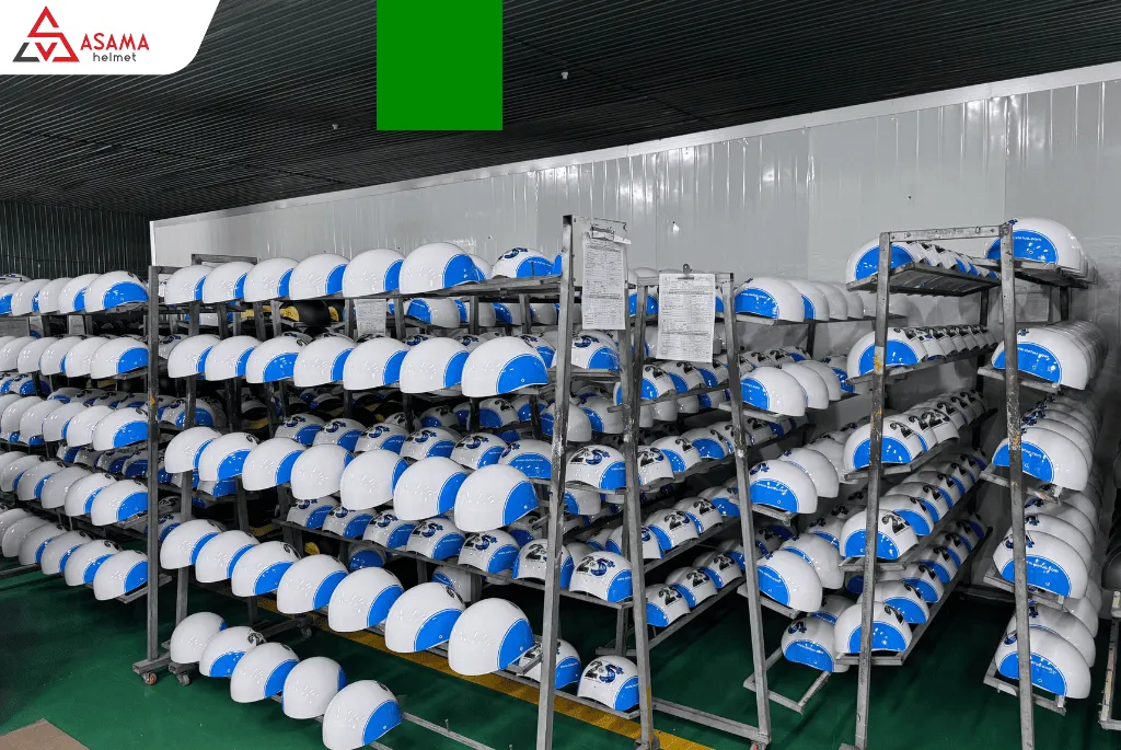 Đặt mũ bảo hiểm quà tặng giá sỉ theo yêu cầu công ty
