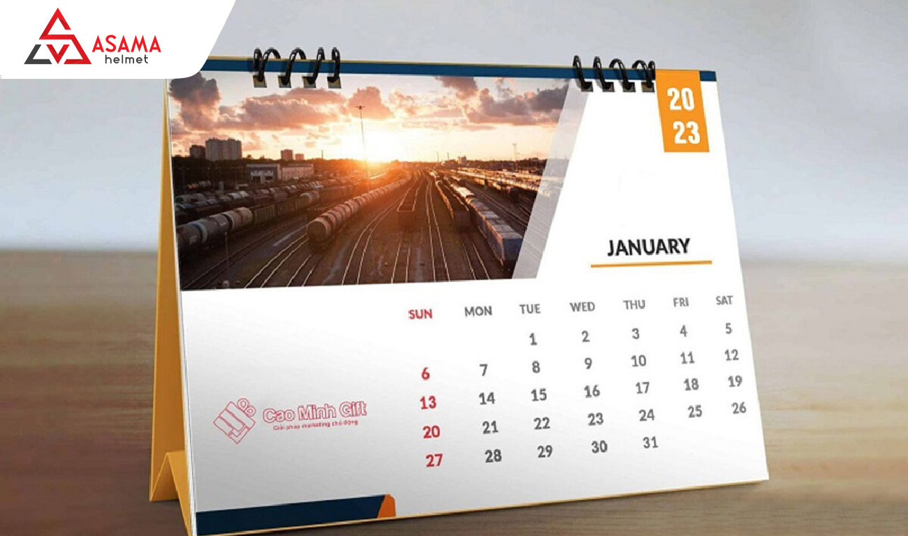 Lịch để bàn và lịch tường là quà tặng doanh nghiệp giá rẻ vô cùng phổ biến