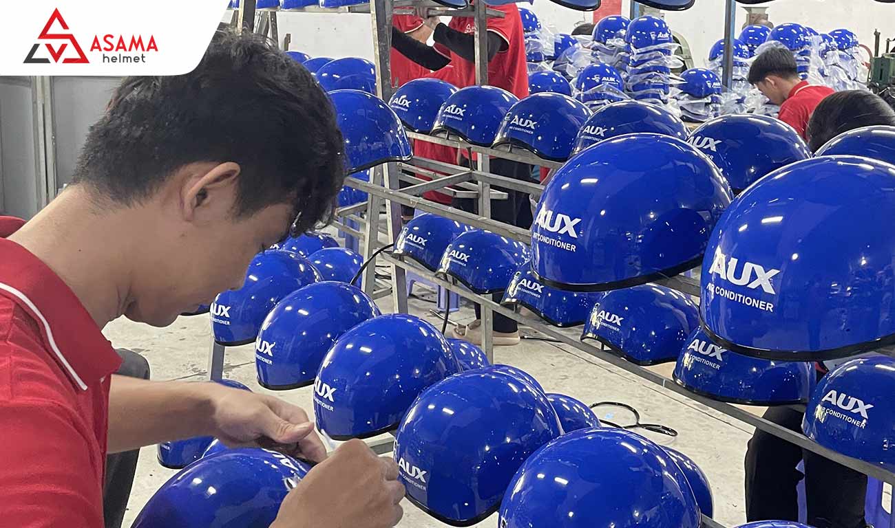 Xưởng sản xuất theo tiêu chuẩn chất lượng
