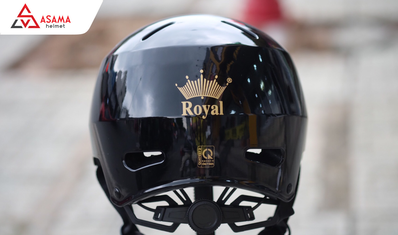 Nón bảo hiểm Royal có mã QR kiểm định