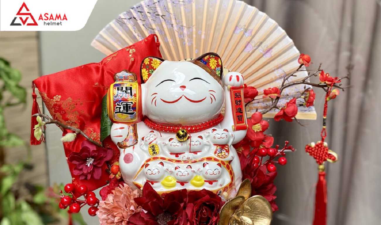 Mèo thần tài Maneki Neko