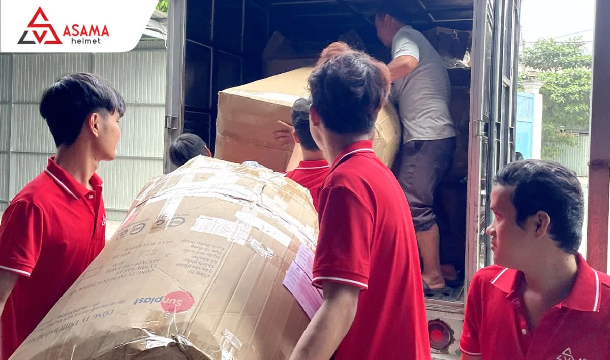 ASAMA nhận tư vấn, sản xuất và giao mũ bảo hiểm miền Bắc