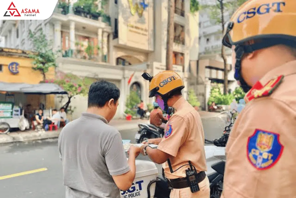 Nghiêm chỉnh chấp hành luật lệ giao thông để bảo vệ an toàn